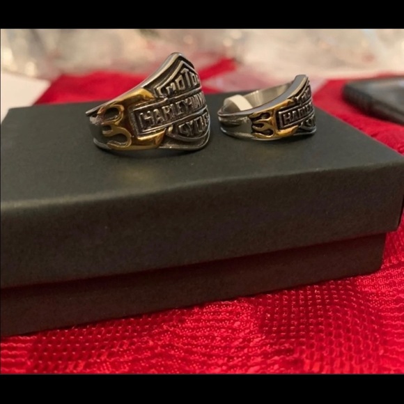 - Matching 🔥His and Her HD Rings 🔥 - Picture 3 of 3